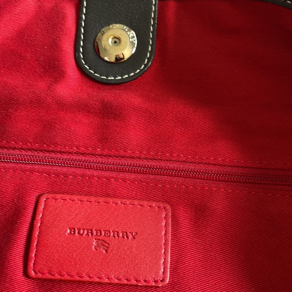 Authentic Burberry Tote. - image 5